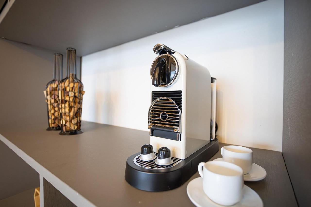 One Eleven And Work By Helbor Apartment *